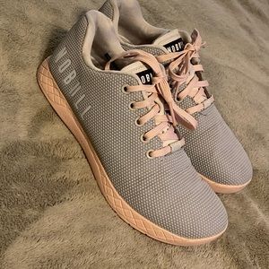 NO BULL Trainer Womens 9.5 Arctic Dusty Rose